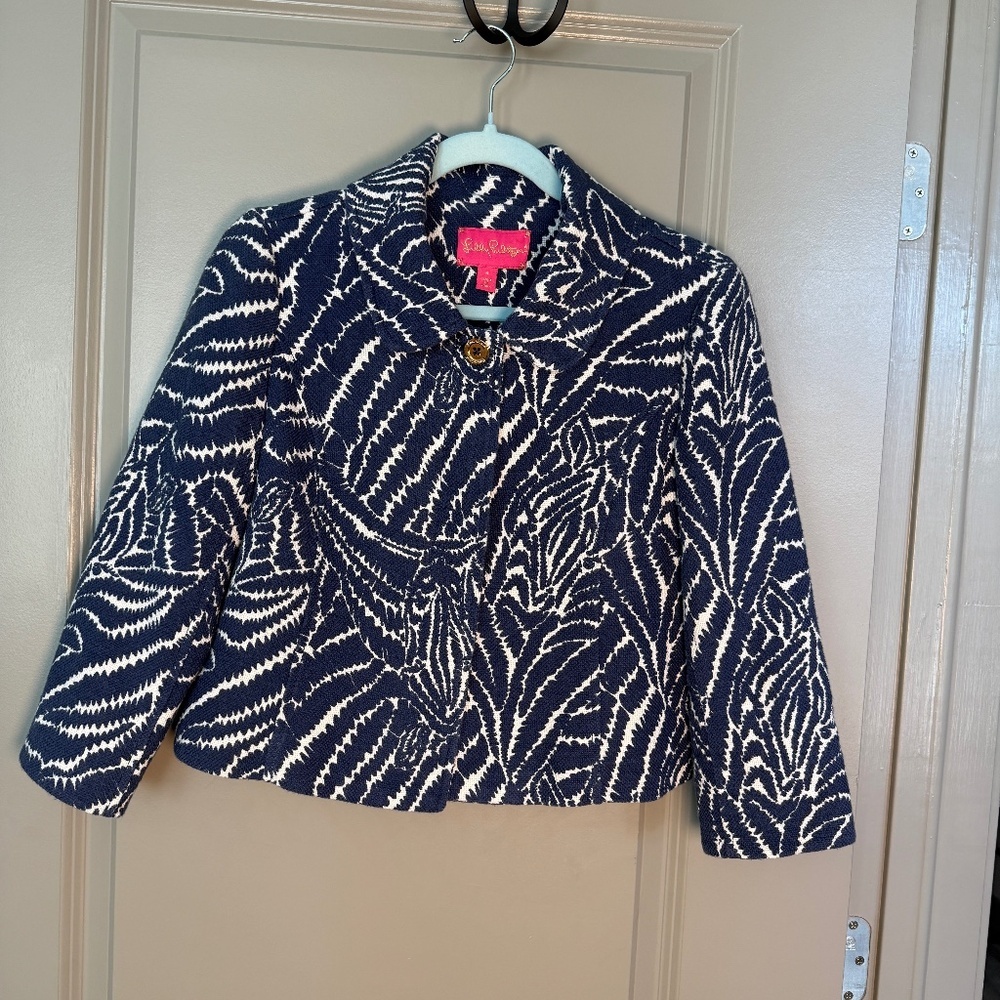 Lilly Pulitzer Navy White Abstract Print Cropped Blazer Jacket Size 2